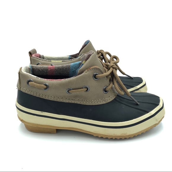 Outbound Shoes - Outbound all weather Rubber Shoes, Size 6